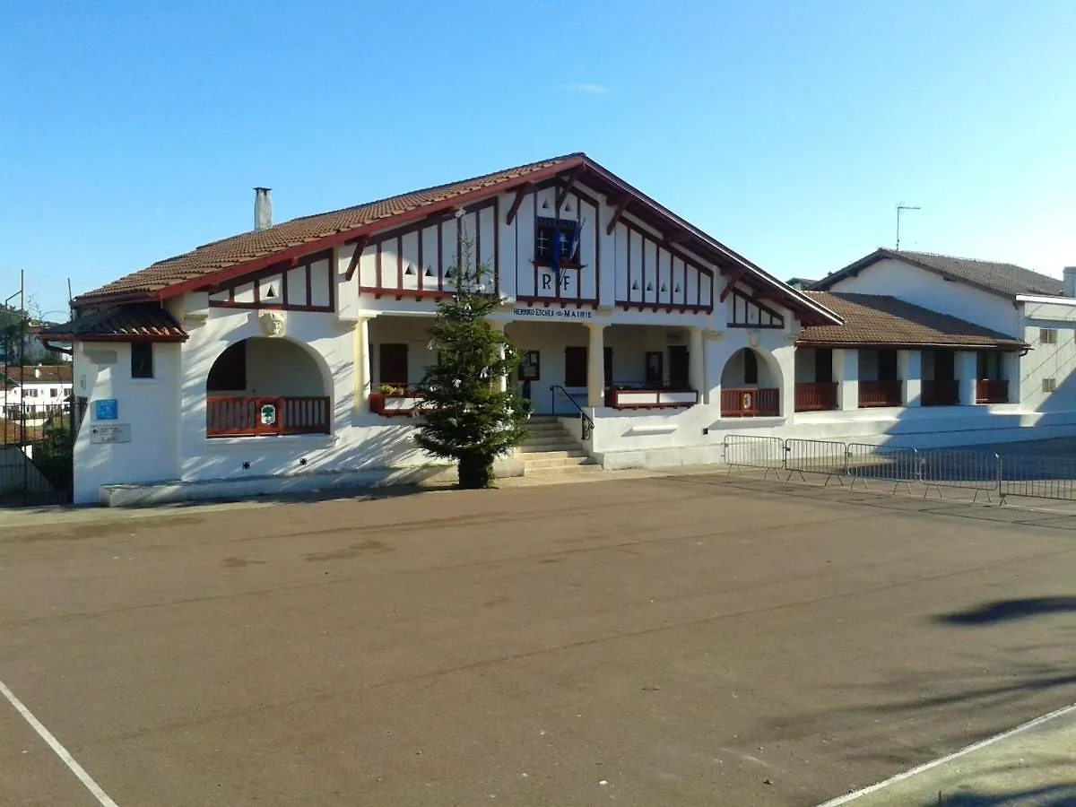 Studio A Guethary A 150 M De La Plage Avec Jardin Clos Apartamento